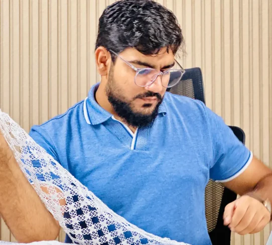 CEO & CMO ( Muhammad Shariq Khatri)