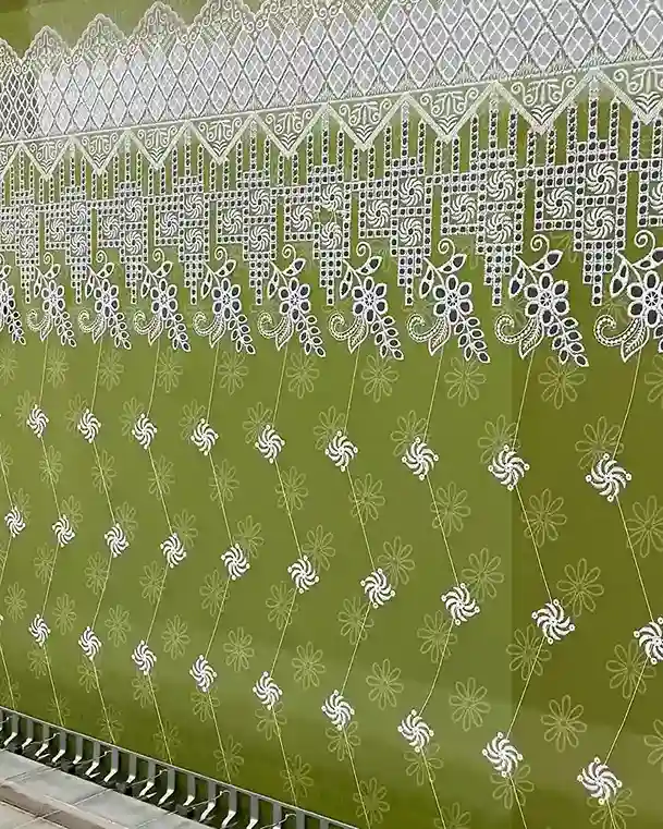 What Makes Schiffli Embroidery the Gold Standard in Fabric Detailing